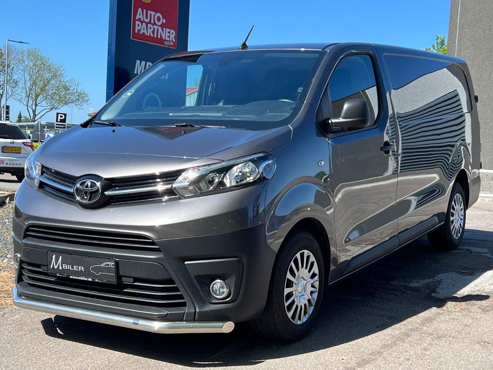 Toyota ProAce 2,0 D 144 Long Comfort Master aut. 4d