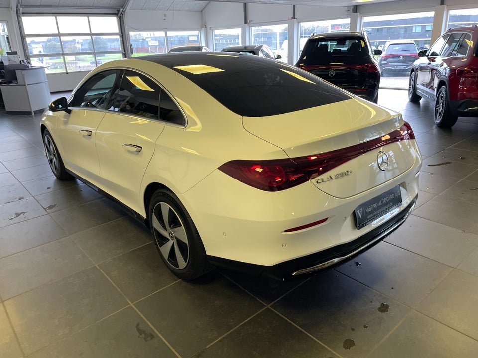 Mercedes CLA250+ electric Progressive Premium 4d