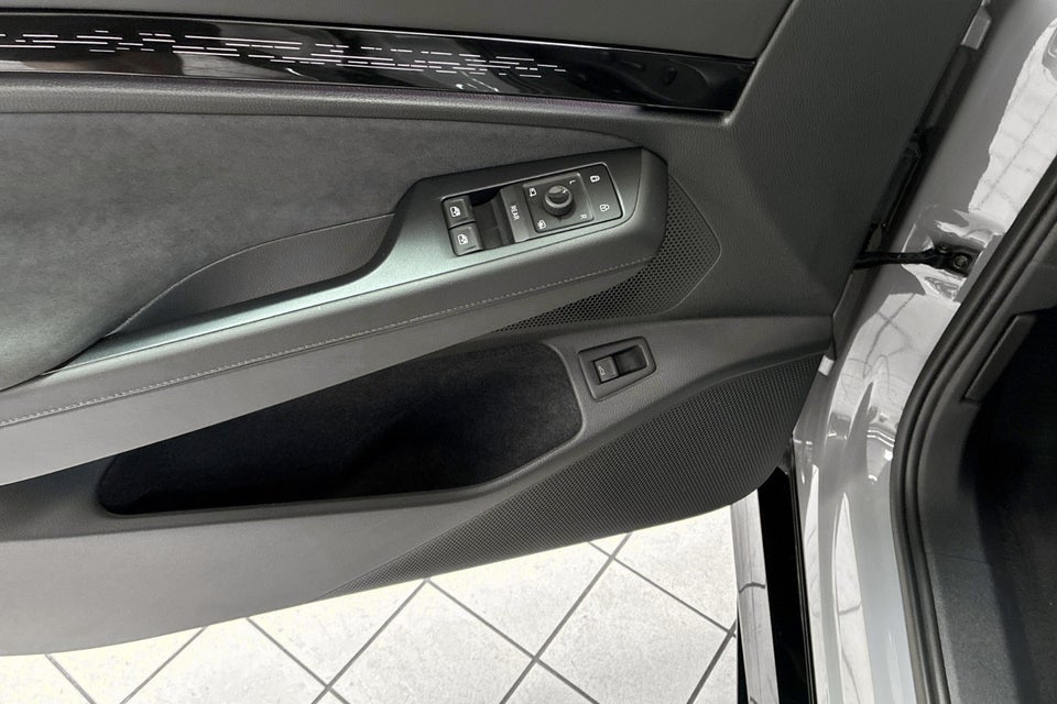 VW ID.7 86 Style S Tourer 5d