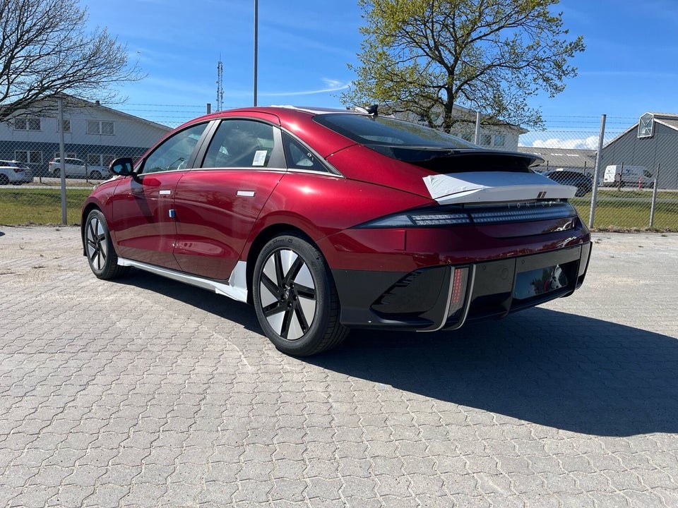 Hyundai Ioniq 6 53 Essential 4d