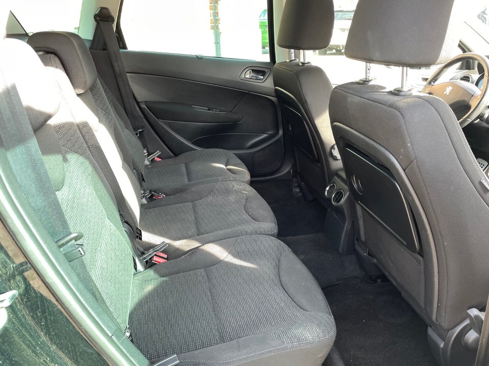 Peugeot 308 1,6 HDi 112 Sportium SW 7prs 5d