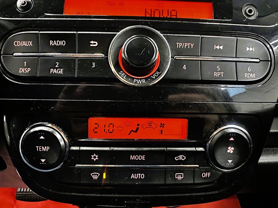 Mitsubishi Space Star 1,2 Intense CVT 5d
