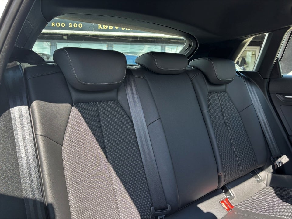 Audi A3 40 TFSi e S-line Sportback S-tr. 5d