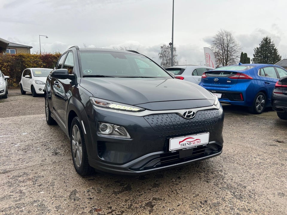 Hyundai Kona 64 EV Essential 5d