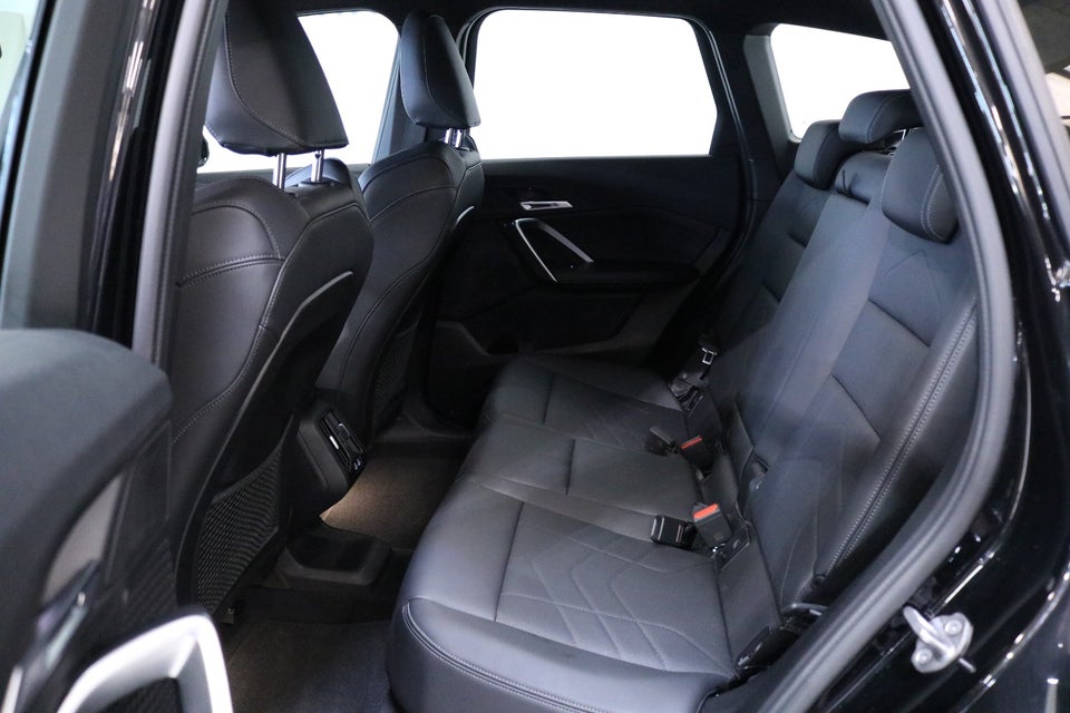 BMW iX1 eDrive20 M-Sport 5d