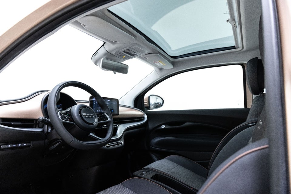 Fiat 500e 42 Icon 3d