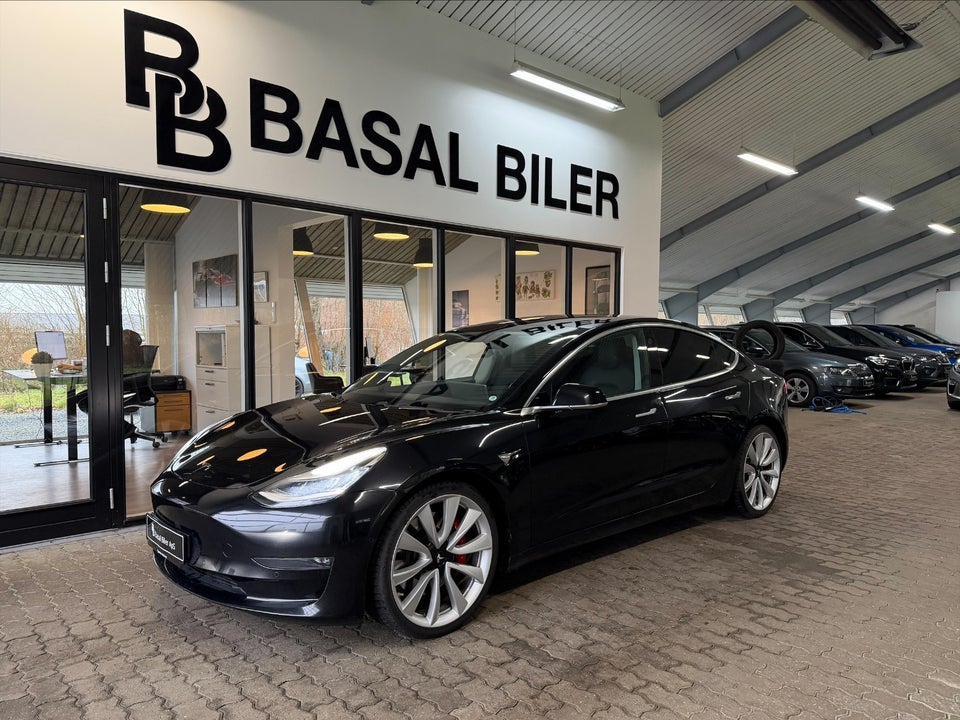 Tesla Model 3 Performance AWD 4d