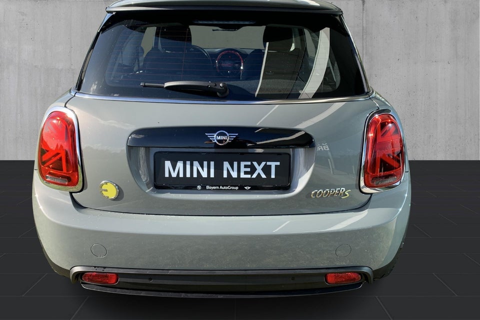 MINI Cooper SE Classic Trim 3d