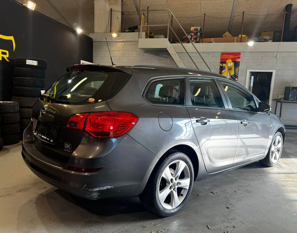 Opel Astra 1,6 Enjoy Sports Tourer 5d