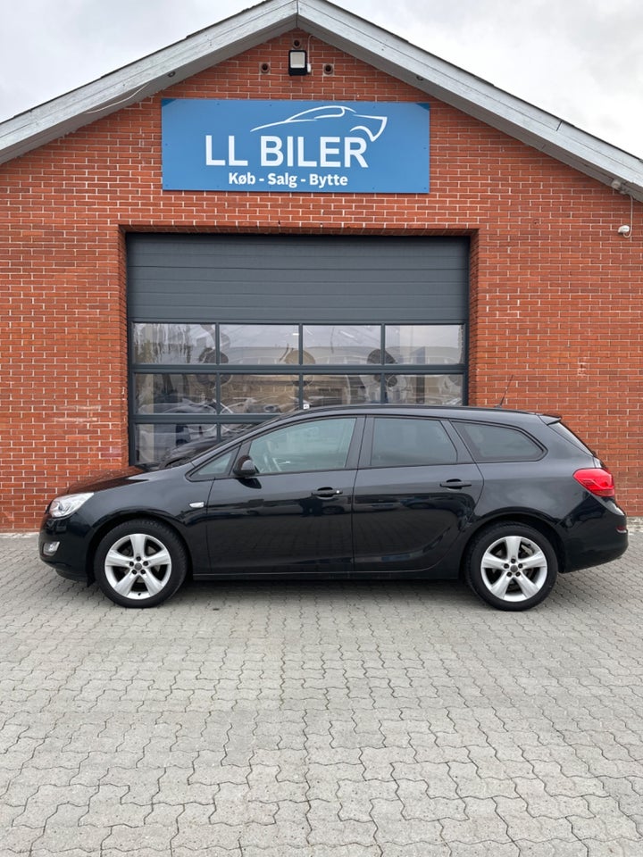 Opel Astra 1,4 T 140 Sport Sports Tourer 5d