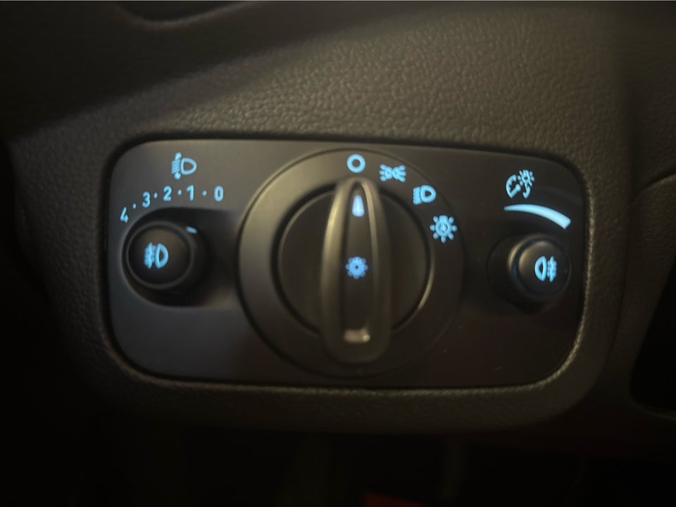 Ford Grand C-MAX 1,0 SCTi 125 Titanium 7prs 5d