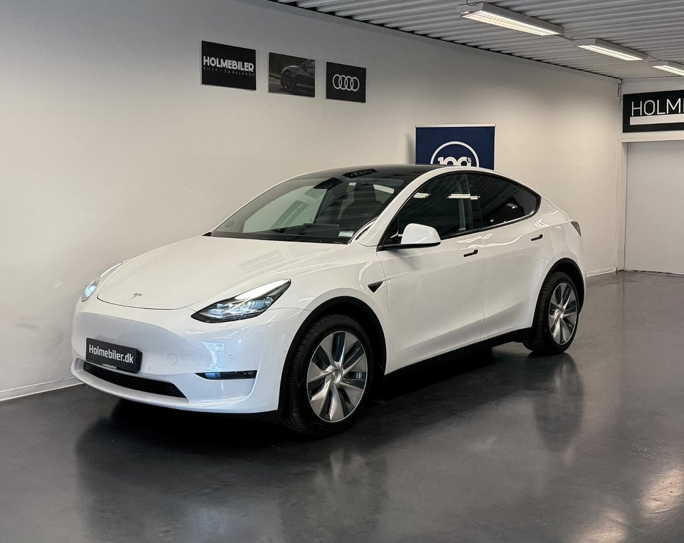 Tesla Model Y Long Range AWD 5d