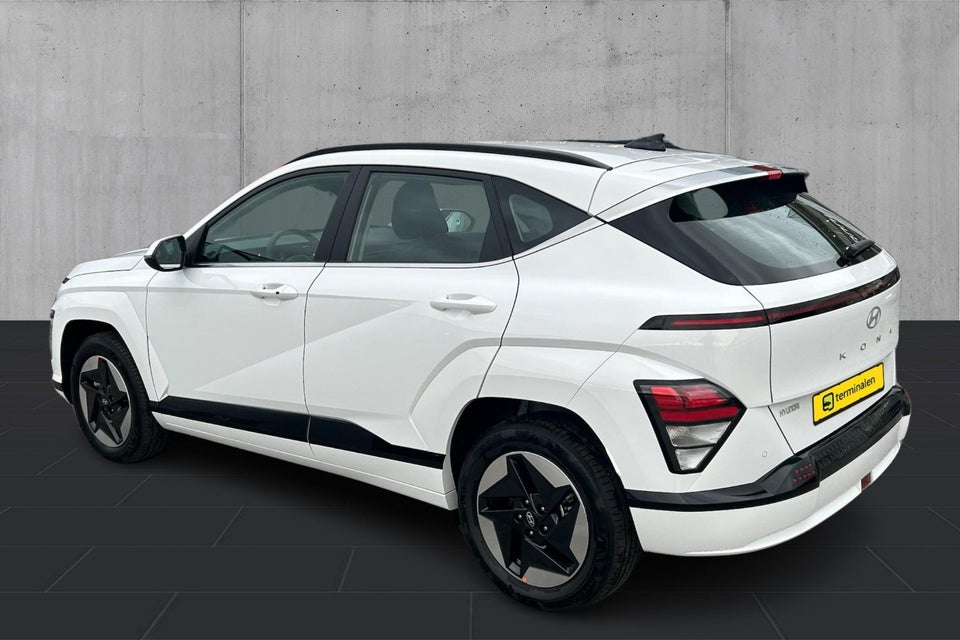 Hyundai Kona 65 EV Essential Van 5d