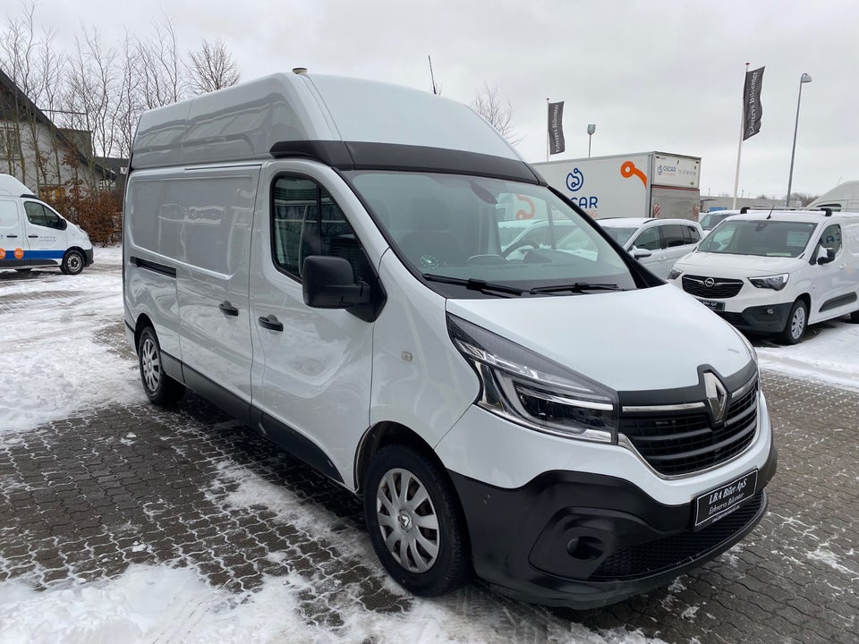 Renault Trafic T29 2,0 dCi 145 L2H2