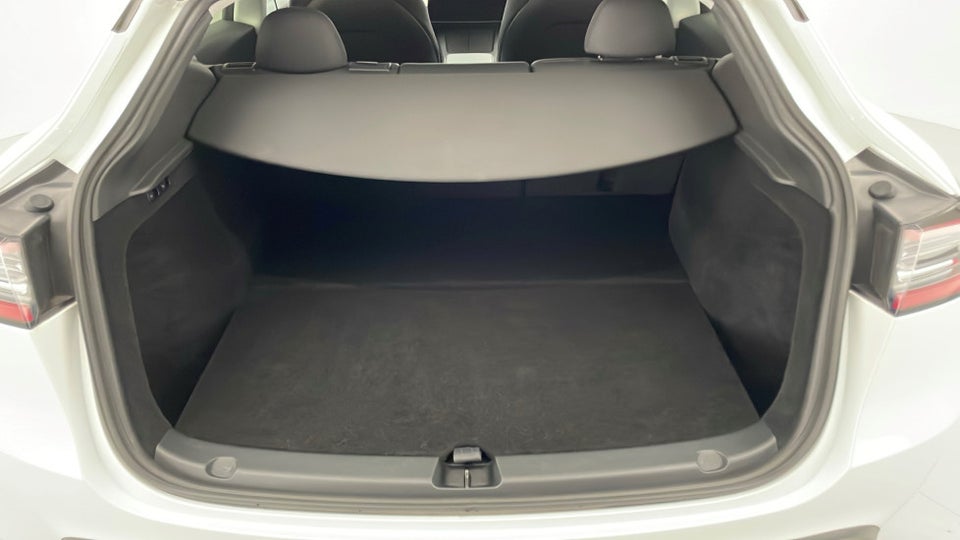 Tesla Model Y Performance AWD 5d