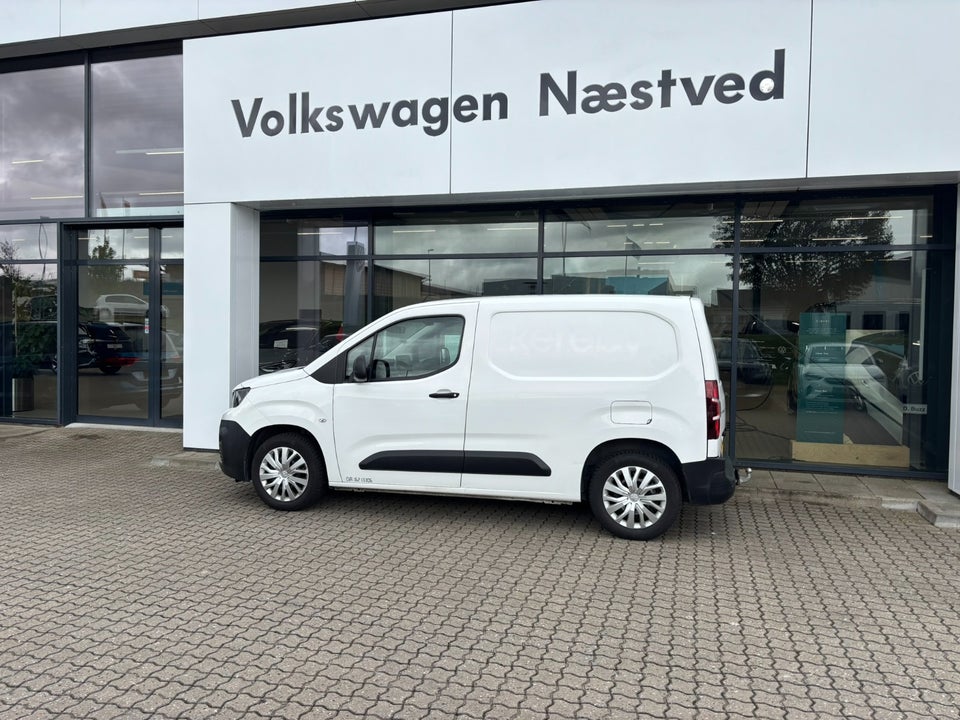 Peugeot Partner 1,5 BlueHDi 130 L1V1 Plus EAT8 Van