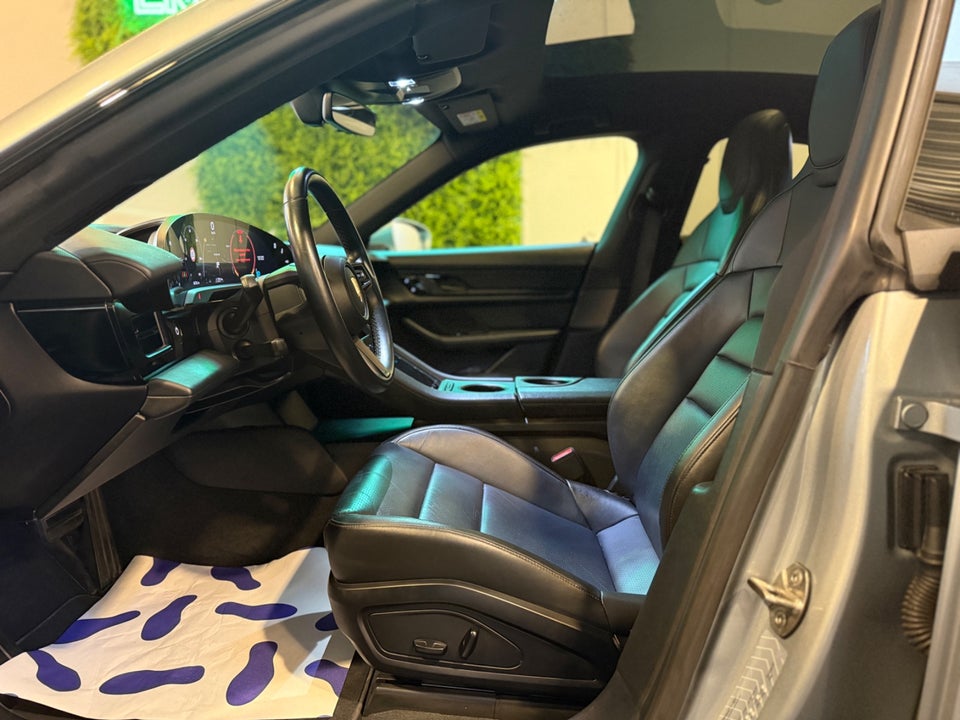 Porsche Taycan 4S Performance+ 4d