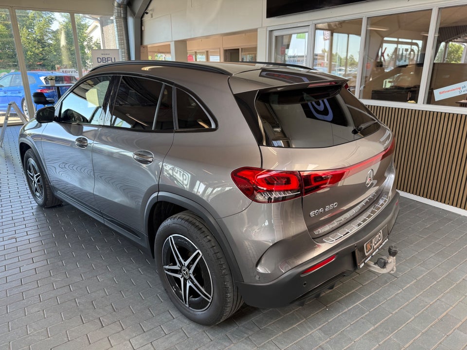 Mercedes EQA250 AMG Line 5d