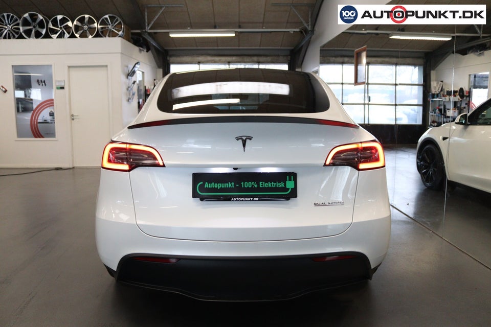 Tesla Model Y Performance AWD 5d