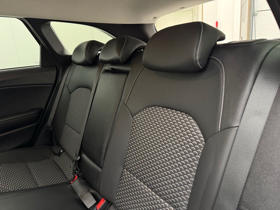 Kia Ceed 1,6 PHEV Upgrade SW DCT 5d