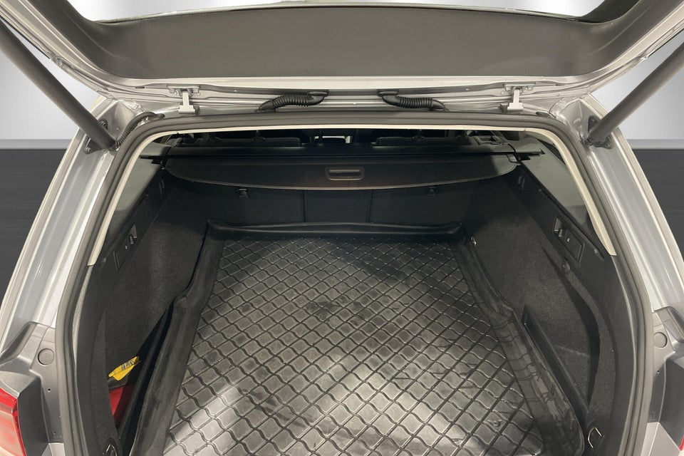 VW Passat 1,5 TSi 150 Elegance High Variant DSG 5d