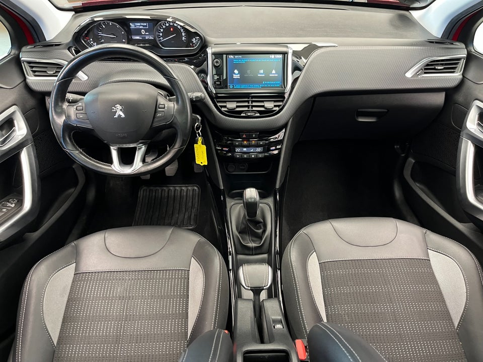 Peugeot 2008 1,5 BlueHDi 100 Allure Sky 5d