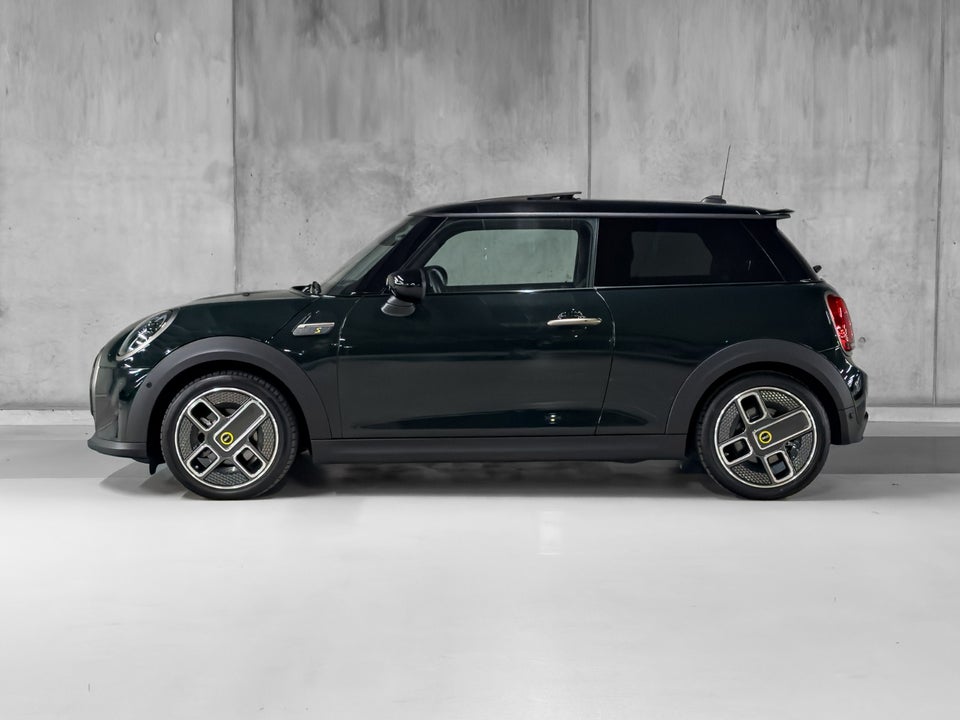 MINI Cooper SE Resolute Edition 3d