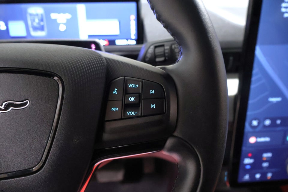 Ford Mustang Mach-E 75 Standard Range 5d