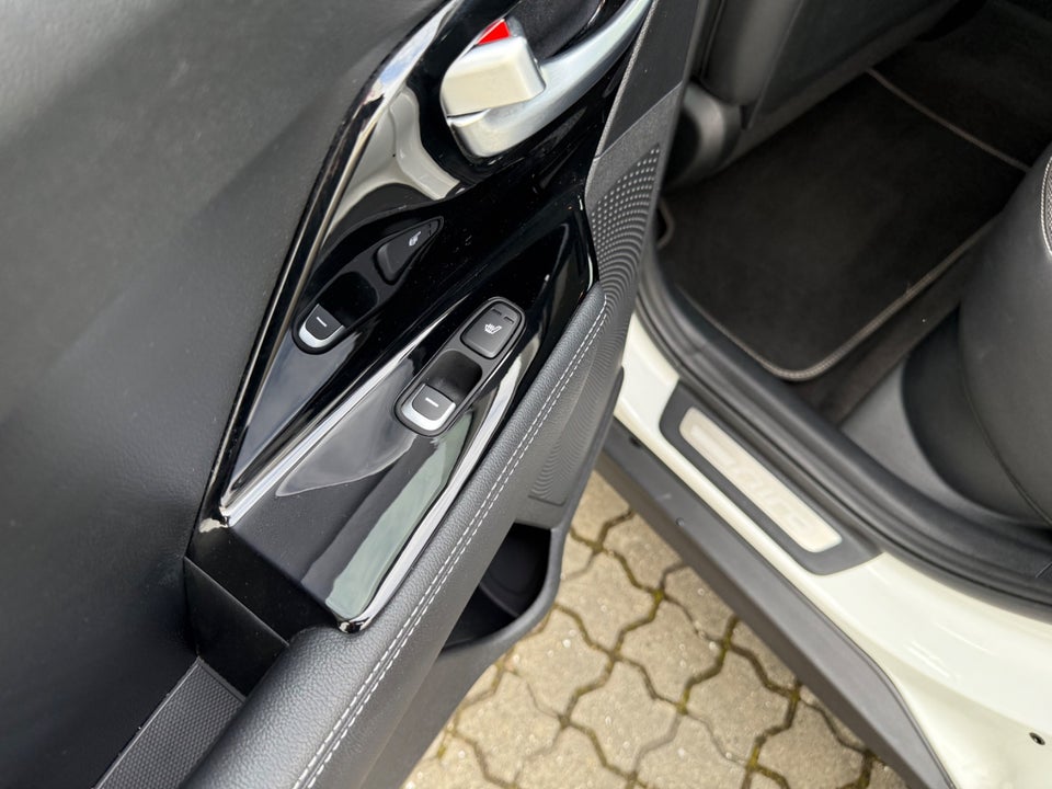 Kia e-Niro 64 Advance 5d