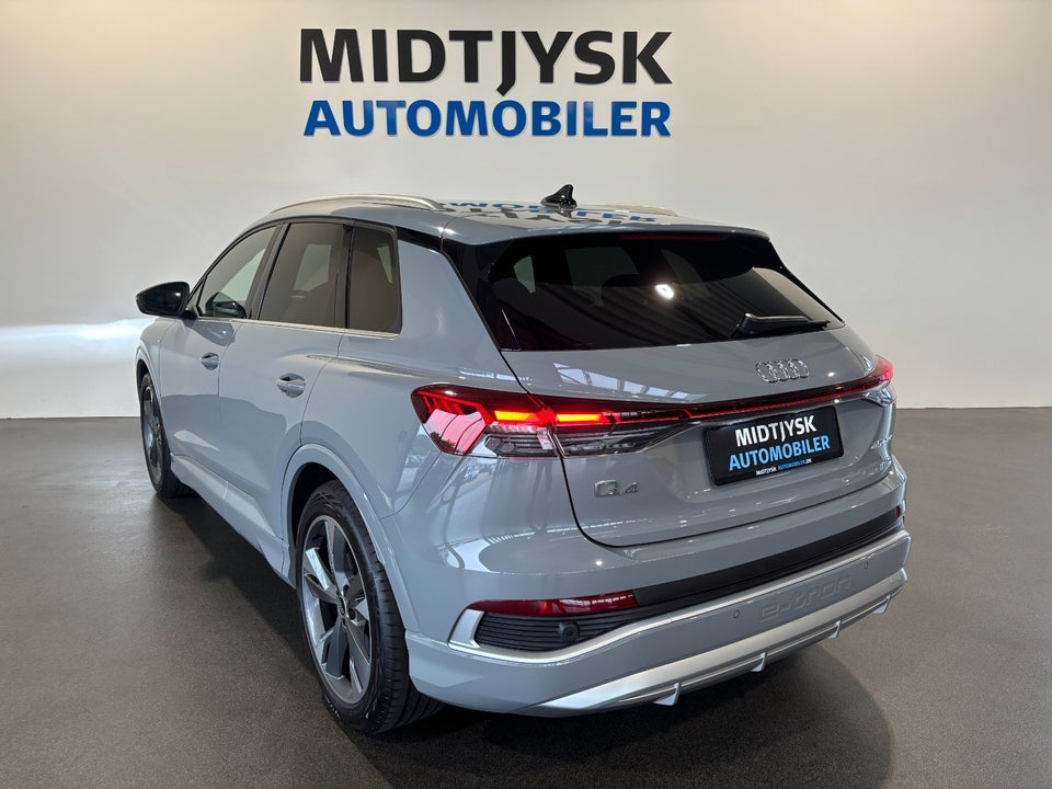 Audi Q4 e-tron 40 S-line 5d