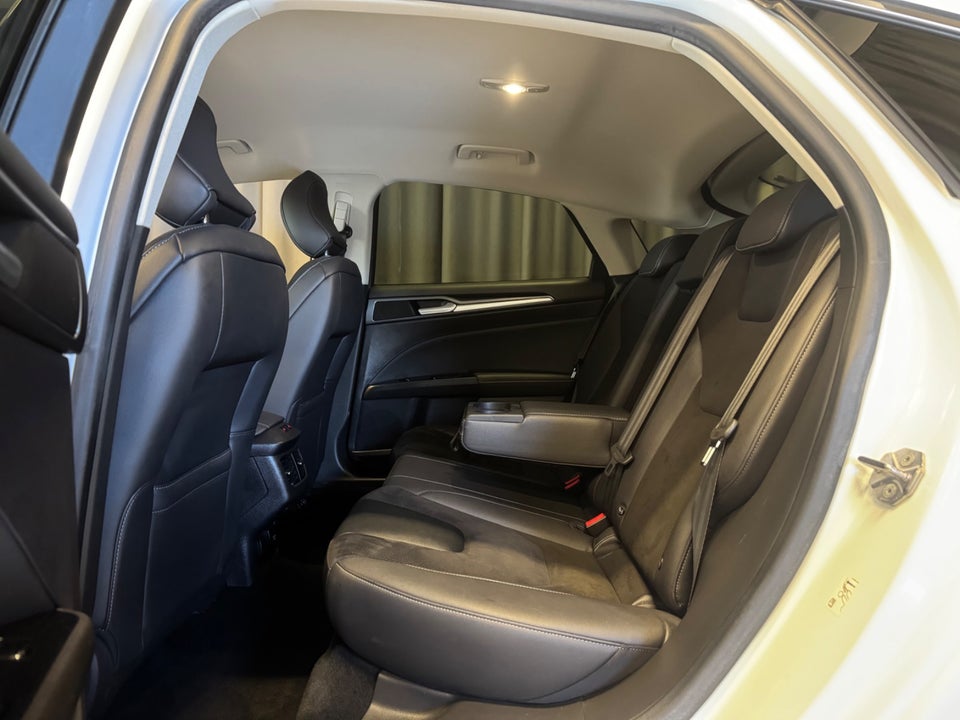 Ford Mondeo 2,0 TDCi 180 Titanium aut. 5d