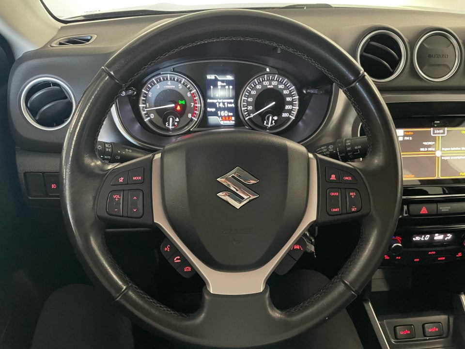 Suzuki Vitara 1,4 mHybrid Active 5d