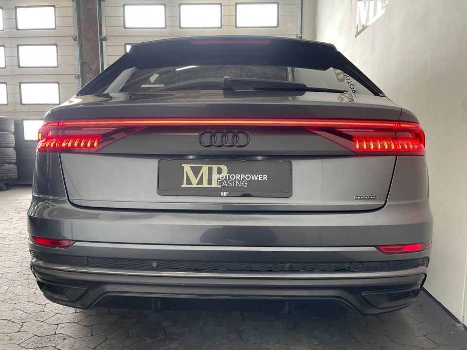 Audi Q8 50 TDi quattro Tiptr. Van 5d