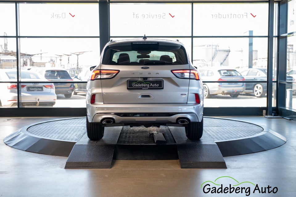 Ford Kuga 2,5 PHEV ST-Line CVT 5d
