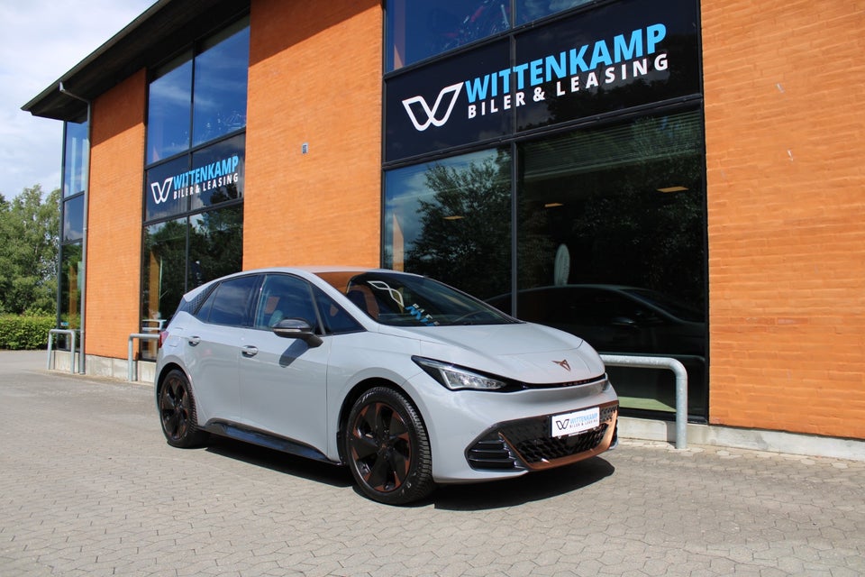 Cupra Born 77 e-Boost Dinamica Pack High 5d