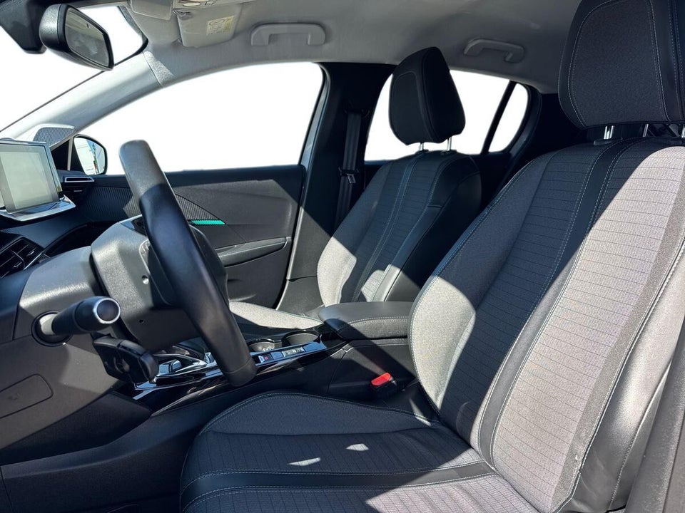 Peugeot e-208 50 Allure 5d