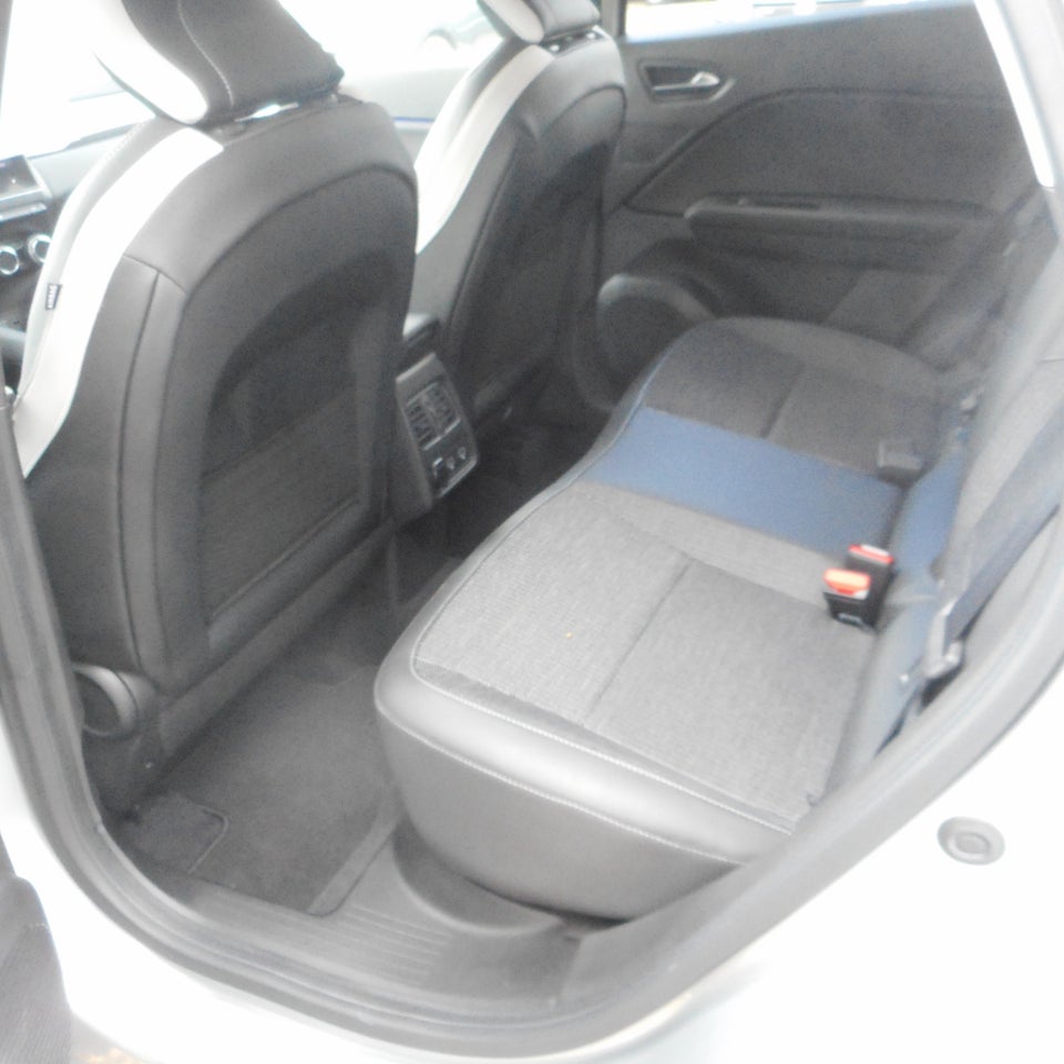 Renault Captur 1,3 TCe 130 Intens EDC 5d