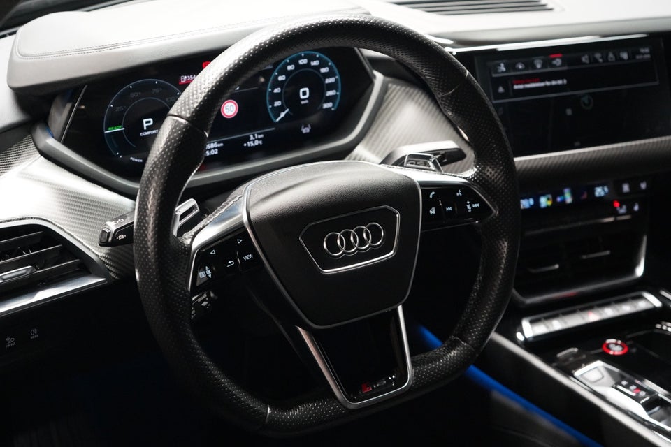 Audi RS e-tron GT quattro 4d