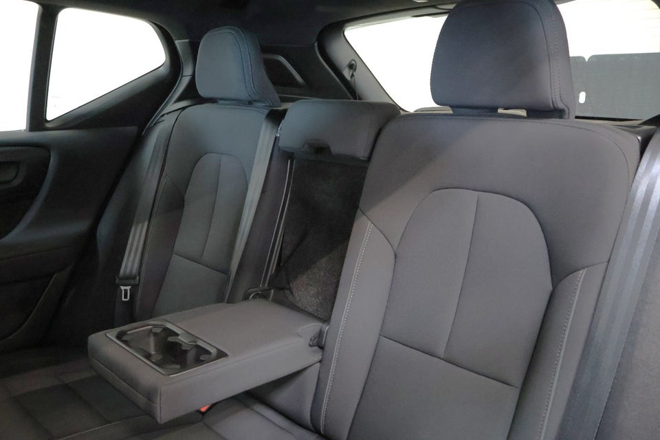 Volvo XC40 P6 ReCharge Core 5d