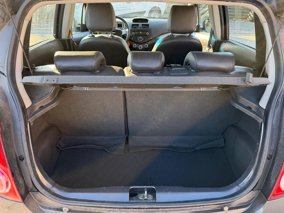 Chevrolet Spark 1,0 LT 5d