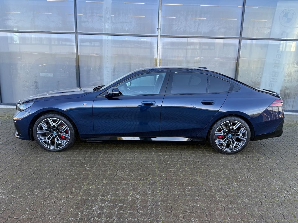 BMW i5 eDrive40 M-Sport Pro 4d