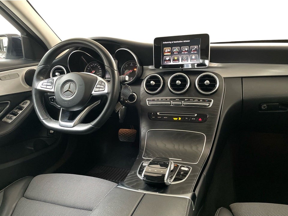 Mercedes C220 d 2,2 Progressive stc. aut. 5d