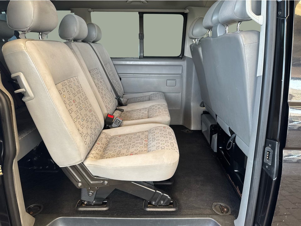 VW Caravelle 1,9 TDi 102 Trendline lang 4d