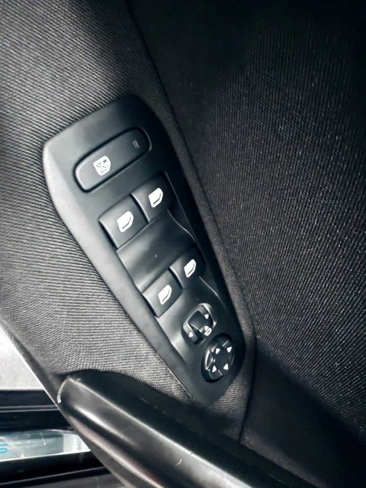 Peugeot 308 1,5 BlueHDi 130 Style 5d