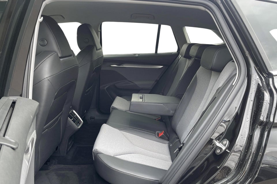 Skoda Enyaq 85 iV Loft 5d