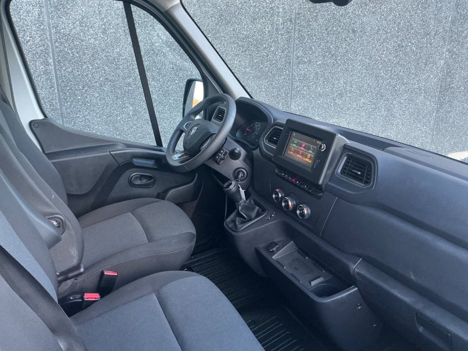Renault Master IV T35 2,3 dCi 150 L3H2 Kassevogn Tekno