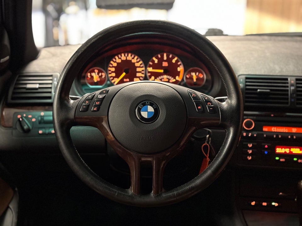 BMW 320d 2,0 Touring M-Sport Steptr. 5d