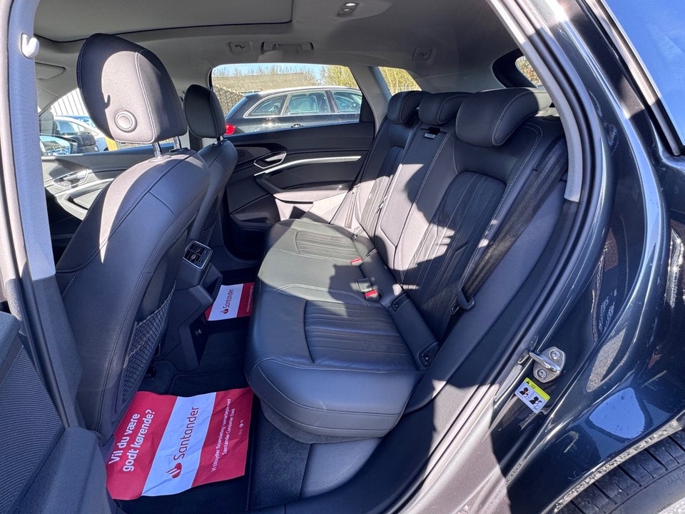 Audi e-tron 50 quattro 5d