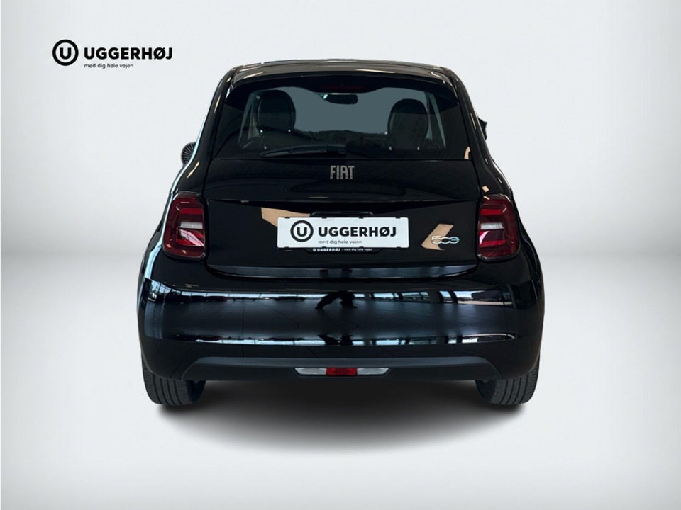Fiat 500e 42 Icon 3d