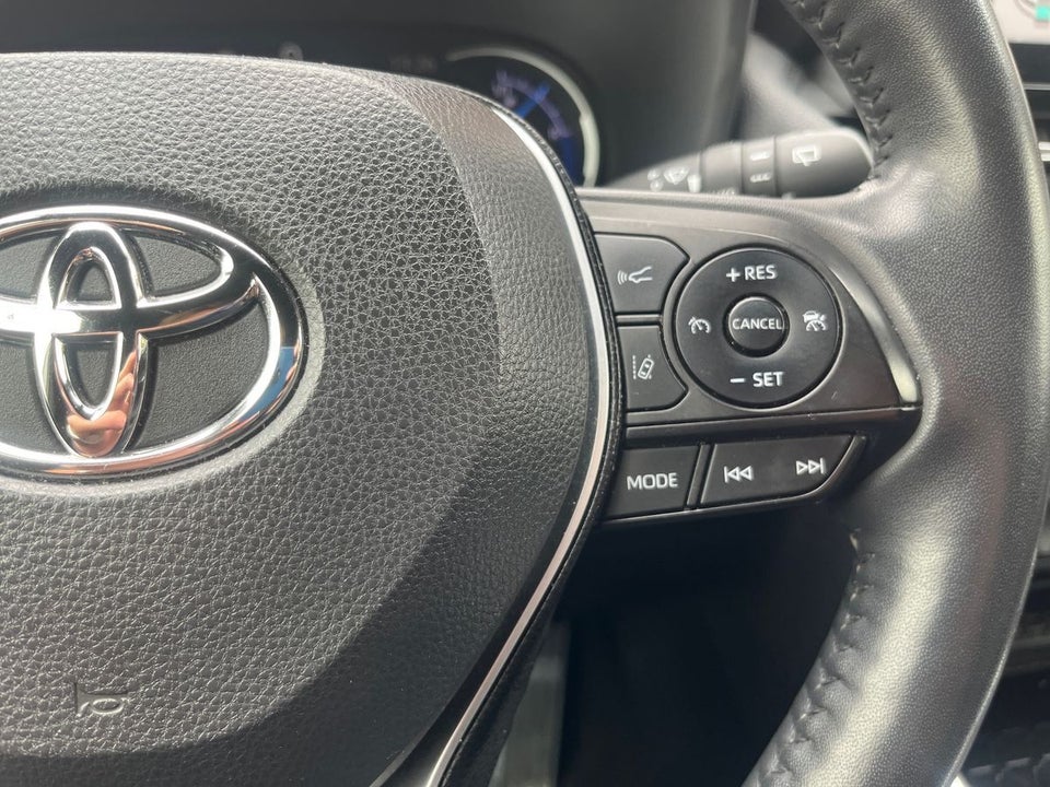 Toyota RAV4 2,5 Hybrid H3 Style MDS 5d